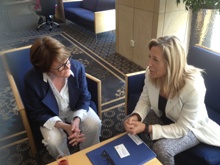 Joana Ortega amb la presidenta de la regió d'Escània, Annerby Jansson