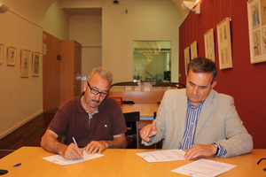 Acte de signatura del contracte de dipòsit entre el Sr Cirera, alcalde de Talarn i el Sr. Pont, president del Consell Comarcal del Pallars Jussà, en data 6 d ejuny 2011